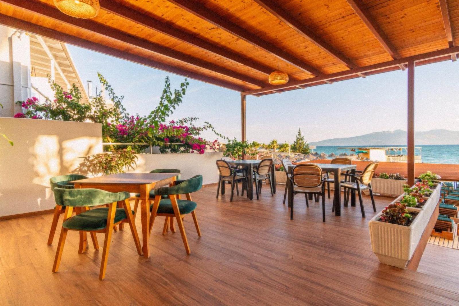 Vila E Bardhe Sarandë Eksteriør billede